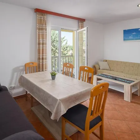 1 Bedroom Awesome In 아파트 *